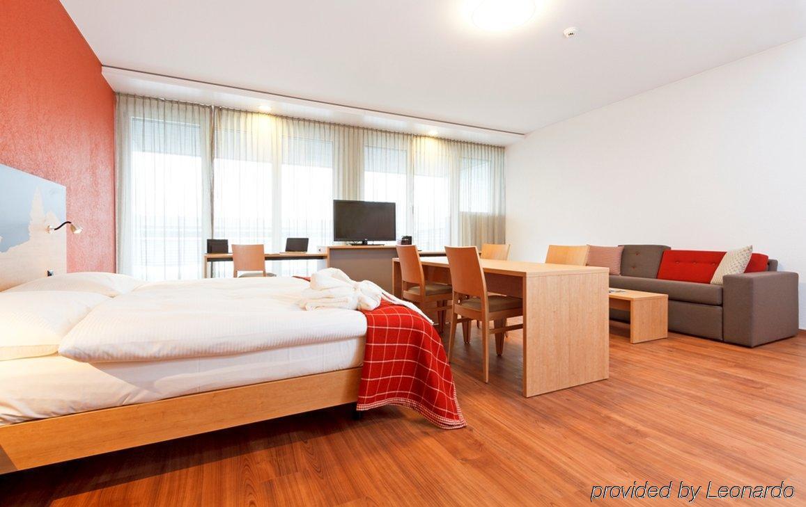 Swisshotel Цуг Экстерьер фото